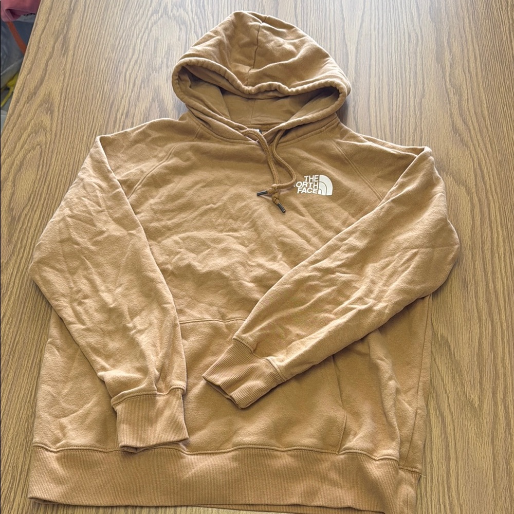 The North Face women’s hoodie. Excellentllent condition. Size Large.